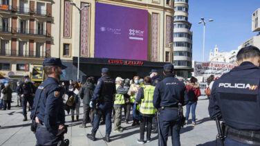 La Policía registra decenas de pisos en una redada contra la prostitución