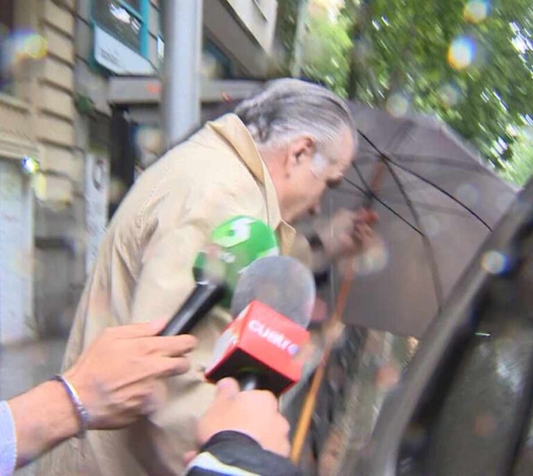 "Bárcenas llevaba la contabilidad B para tener trincados a los jefes del partido"