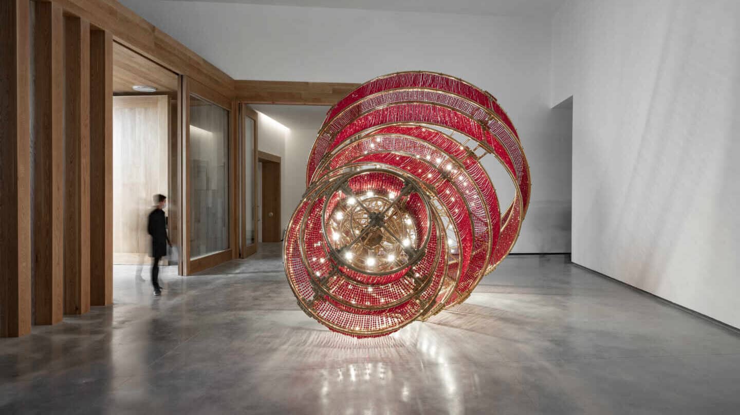 Descending Light (2007), Ai Weiwei.