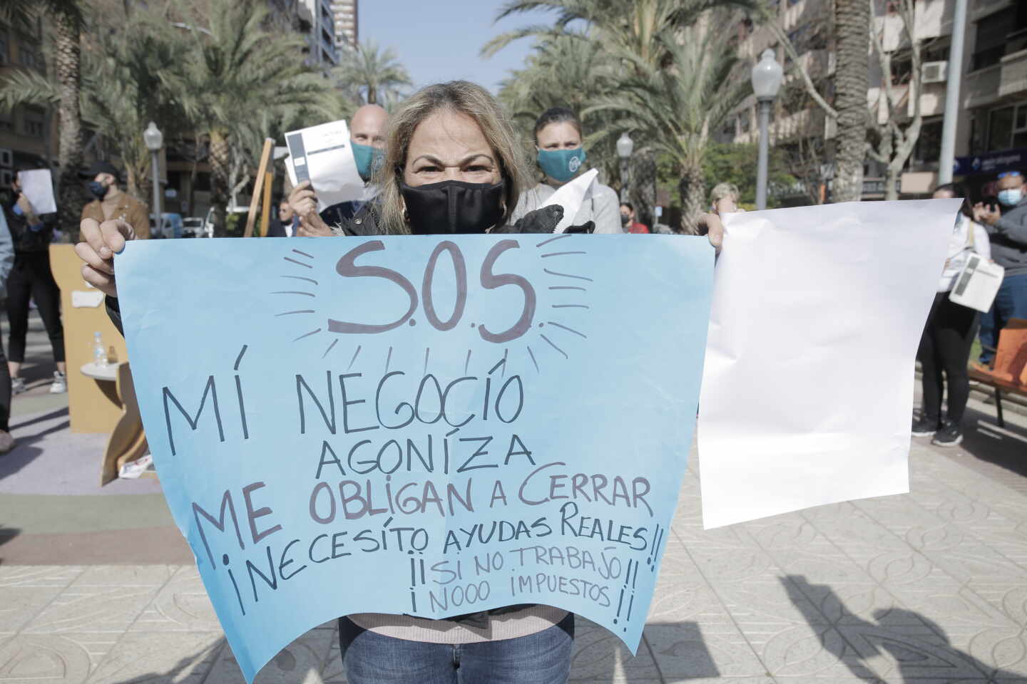 Manifestación contra el cierre de la hostelería en Alicante.