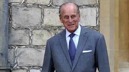 El príncipe Felipe, esposo de Isabel II, hospitalizado tras “encontrarse mal”