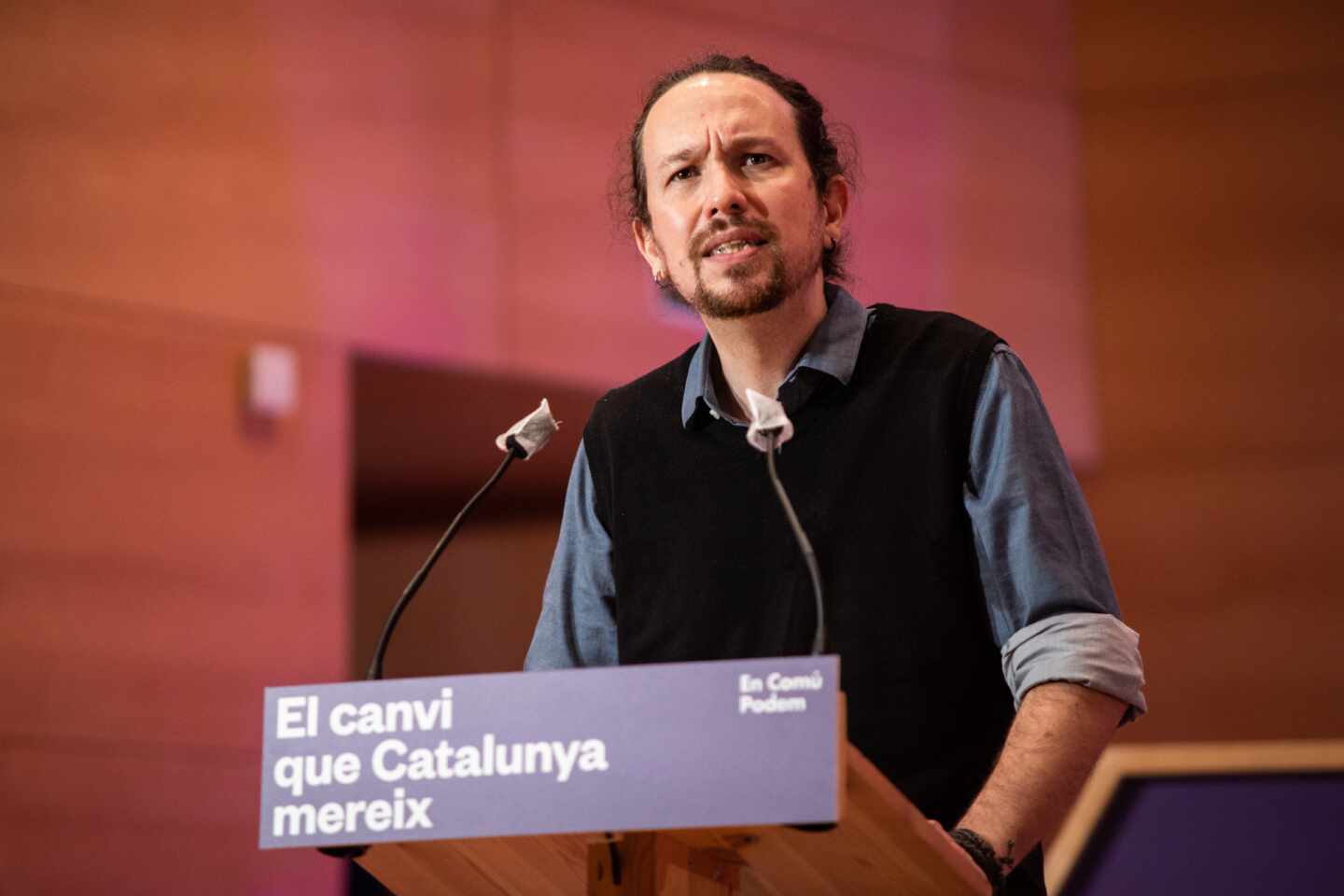 'Cesar la infamia': el manifiesto que pide el cese de Pablo Iglesias