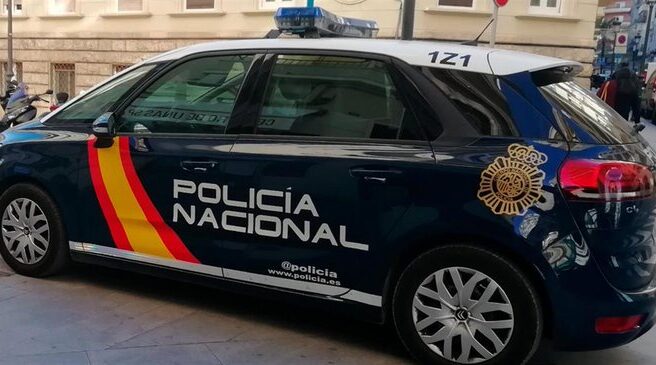 Vehículo de la Policía Nacional.