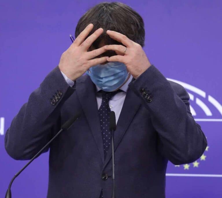 Puigdemont recurrirá el levantamiento de su inmunidad: "Seguiremos siendo eurodiputados"