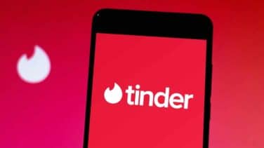 ¿Qué preguntar a tu match de Tinder? Aquí tienes 21 posibles formas de abrir conversación