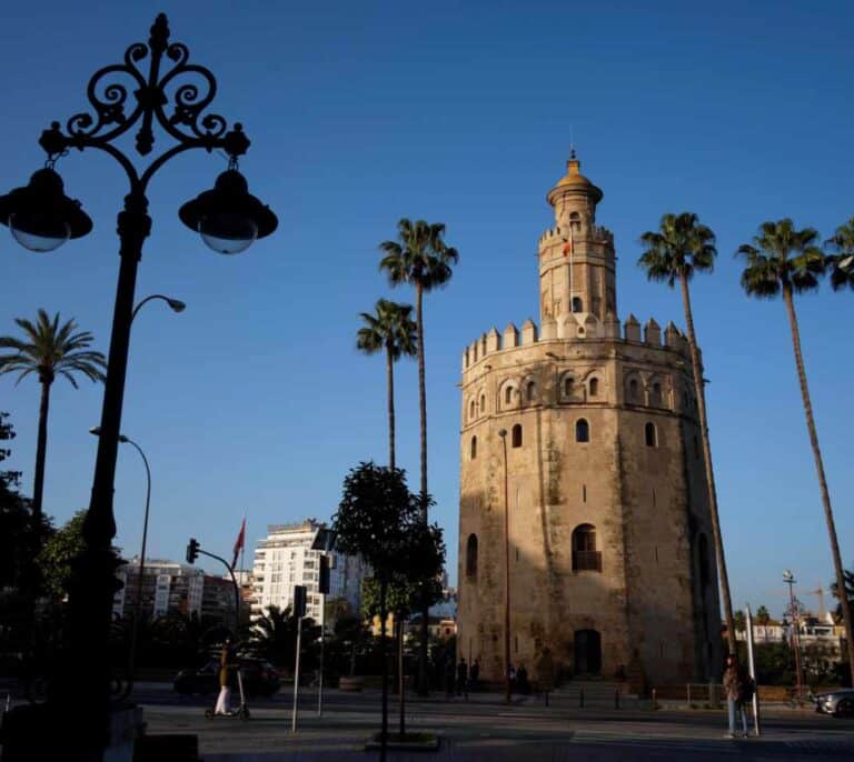 La Torre del Oro cumple 800 años