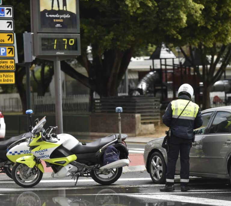 Un Policía Nacional en prácticas salva la vida de un hombre tras realizarle un torniquete