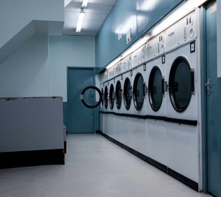 Un bebé de dos años pierde la vida al quedar atrapado en el interior de una lavadora