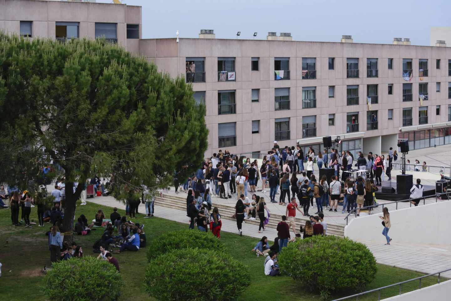 La UAB confina la Vila Universitaria del campus por un brote de coronavirus