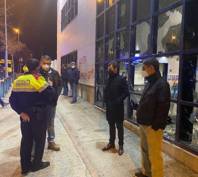 El confinamiento reduce a la mitad los delitos habituales mientras crecen los asociados con atentado a la autoridad