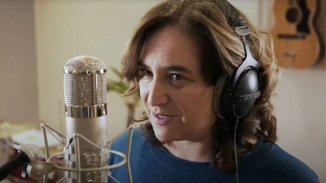ada-colau-campana-en-comu-podem La alcaldesa de Barcelona, Ada Colau, en un vídeo de En Comú Podem para las elecciones de Cataluña.
