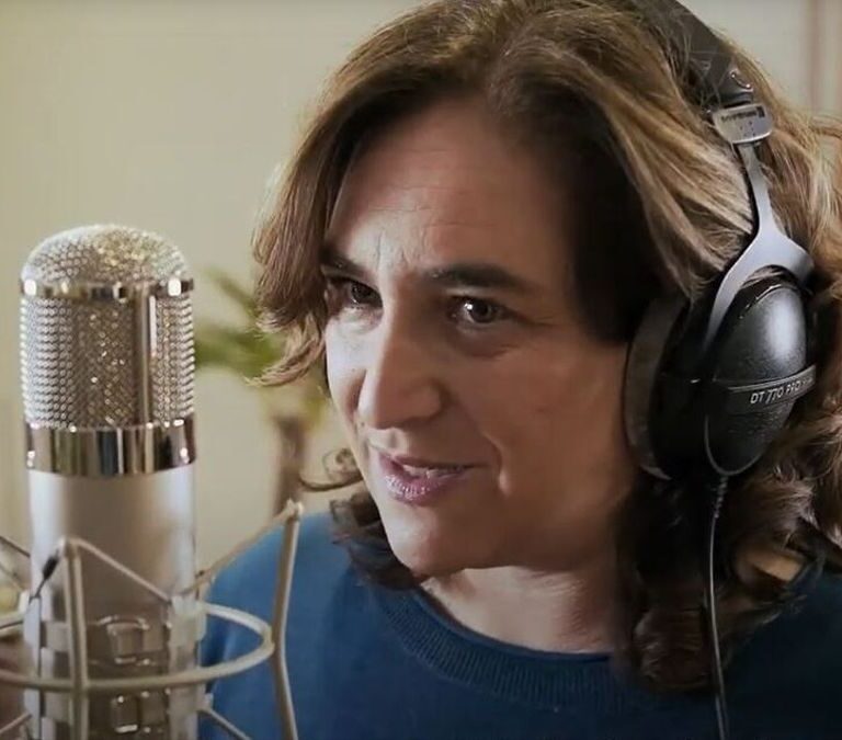 Ada Colau deja Twitter de forma indefinida para "hacer buena política"