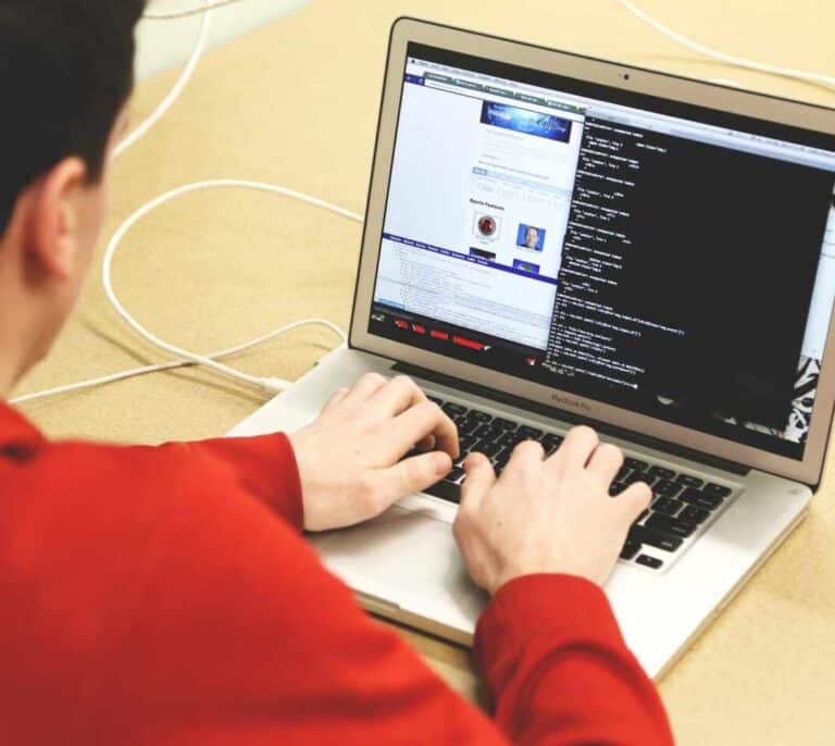 Las tres fórmulas para garantizar la pensión a los autónomos digitales