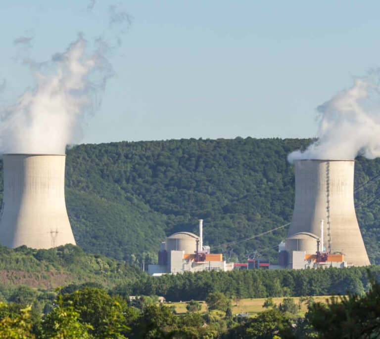 Las empresas eléctricas amenazan con parar las centrales nucleares