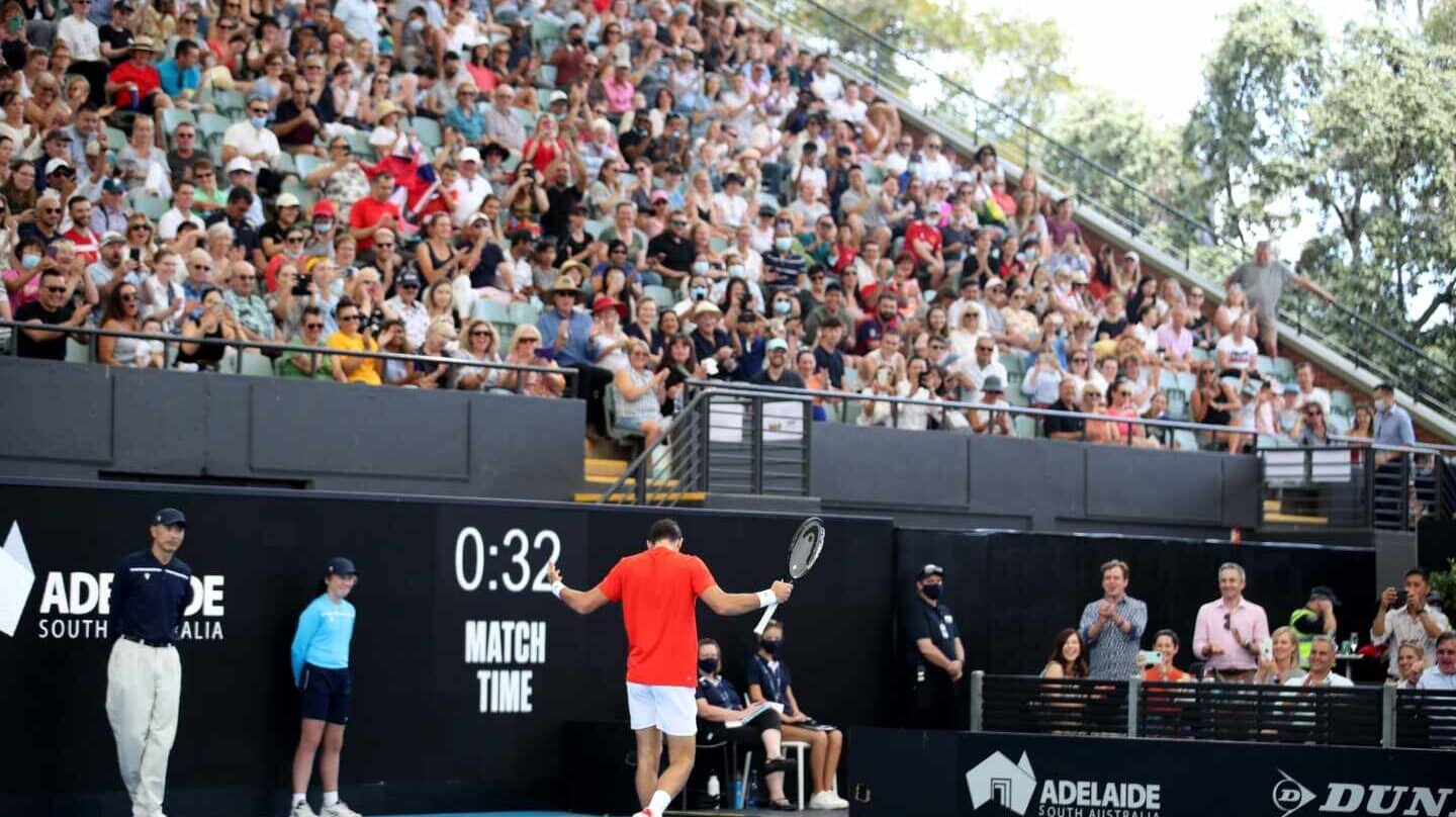 Novak Djokovic, en una exhibición en Adelaida el 29 de enero