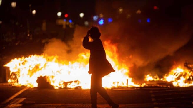 Altercados en Barcelona tras la manifestación de protesta por la detención del rapero Pablo Hasel.