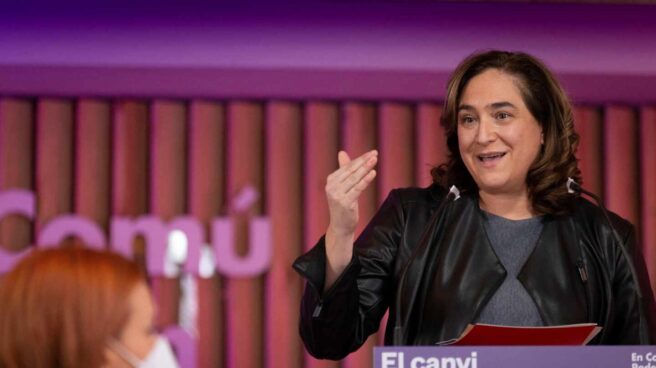 Colau acusa al Govern de decretar restricciones en Cataluña con criterios "electorales" La alcaldesa de Barcelona, Ada Colau (en la imagen), interviene durante un acto en Barcelona.
