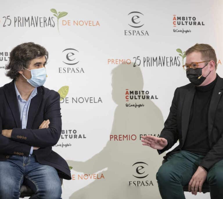 'Los Ingratos' de Pedro Simón, Premio Primavera de Novela 2021