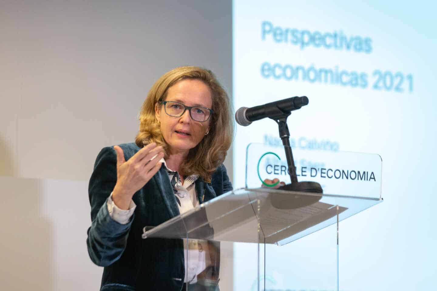 a ministra de Asuntos Económicos y Transformación Digital, Nadia Calviño interviene en el Cercle d'Economia, en Barcelona,