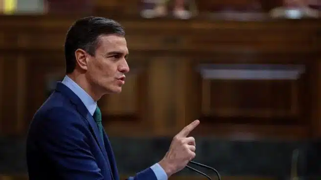 Sánchez aconseja a Podemos que "baje los decibelos" en las luchas dentro del Gobierno