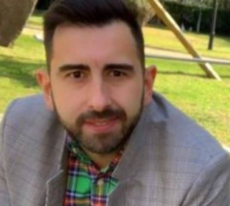 El periodista relevado por el rótulo de la Princesa fue jefe de prensa del Ayuntamiento de Badalona con el PSC