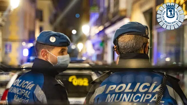 Heridos 4 policías y otras 3 personas al estrellarse un coche en Serrano (Madrid) tras una persecución policial