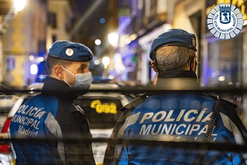 Dos agentes de la Policía Municipal de Madrid.