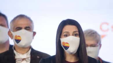 Arrimadas descarta dimitir y carga a Rivera el fracaso en Cataluña: "Veníamos del 10N"