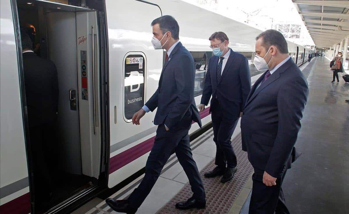 Sánchez, de inauguración de un tramo del Corredor Mediterráneo en plena campaña