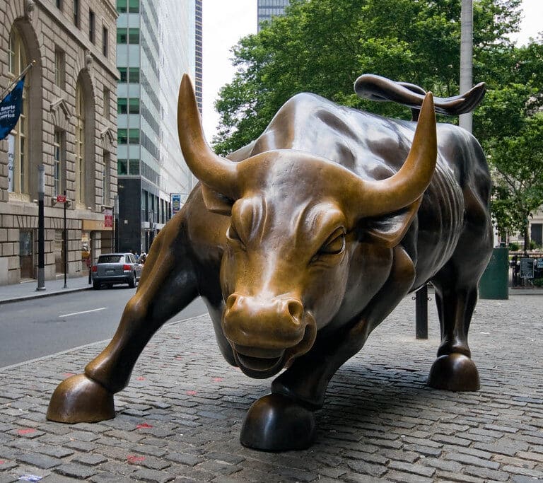 Muere Arturo Di Modica, escultor del toro de Wall Street