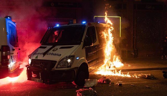 Disturbios en Barcelona por la libertad de Pablo Hasél