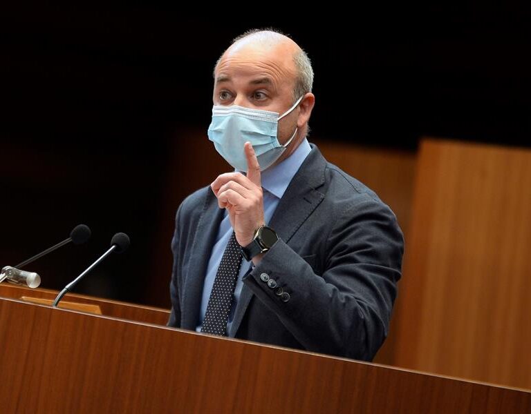 El portavoz de Cs en Castilla y León, al PSOE: "Déjenos morir en paz"