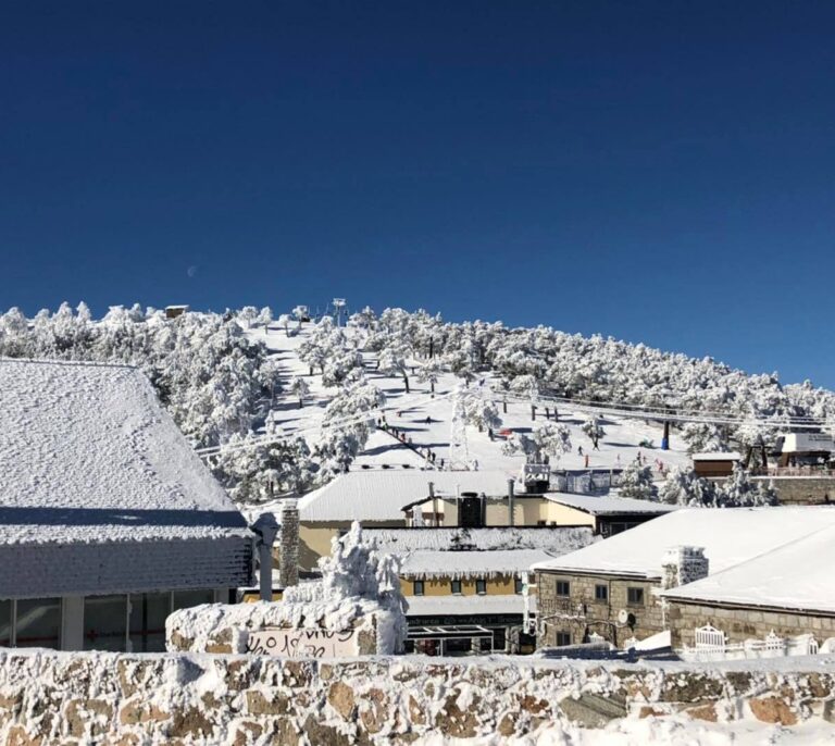 El Gobierno obliga a cerrar para siempre tres de las siete pistas de esquí de Navacerrada