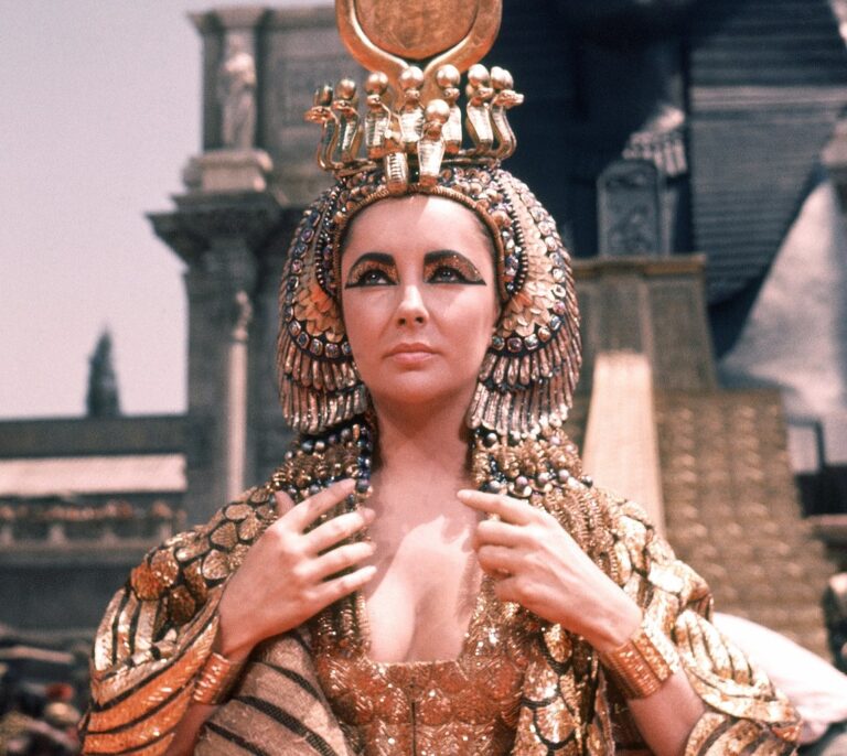 Liz Taylor, la actriz que compartió joyas con la monarquía española