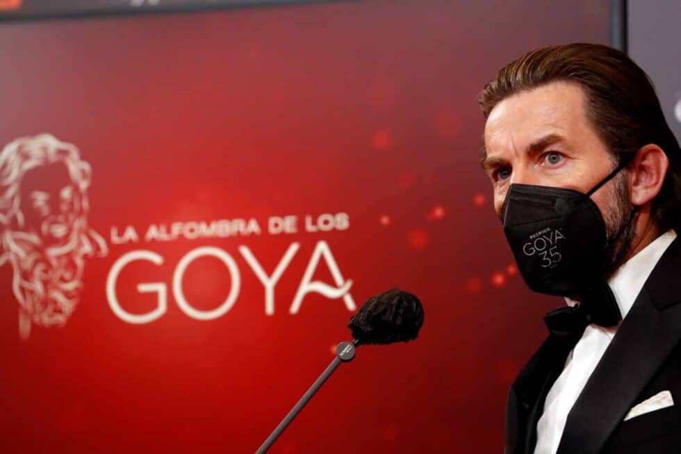 El actor Antonio de la Torre a su llegada hoy Sábado a la gala de la 35 edición de los Premios Goya