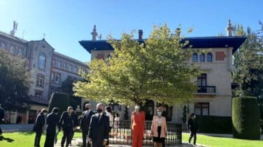 El contrato "secreto" del jardinero del lehendakari en Ajuria Enea
