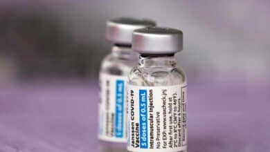 La EMA estudia el riesgo de trombos con la vacuna de Janssen