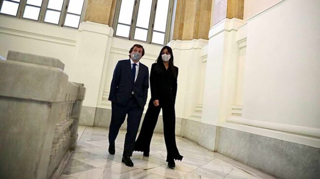Almeida y Villacís, en el Ayuntamiento de Madrid. Almeida y Villacís, en el Ayuntamiento de Madrid.