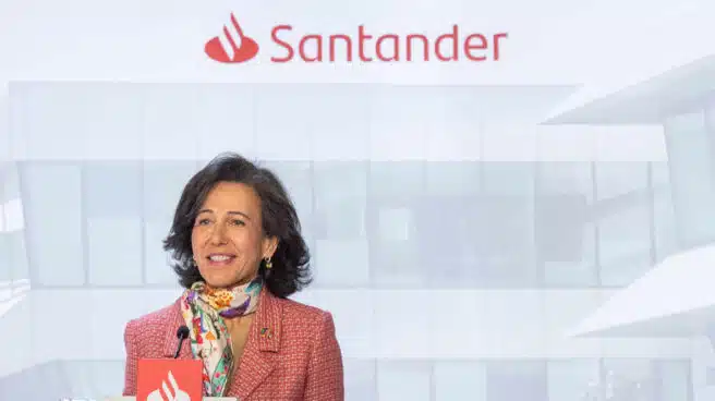 Santander gana 3.675 millones hasta junio y prevé superar el objetivo de rentabilidad para el año