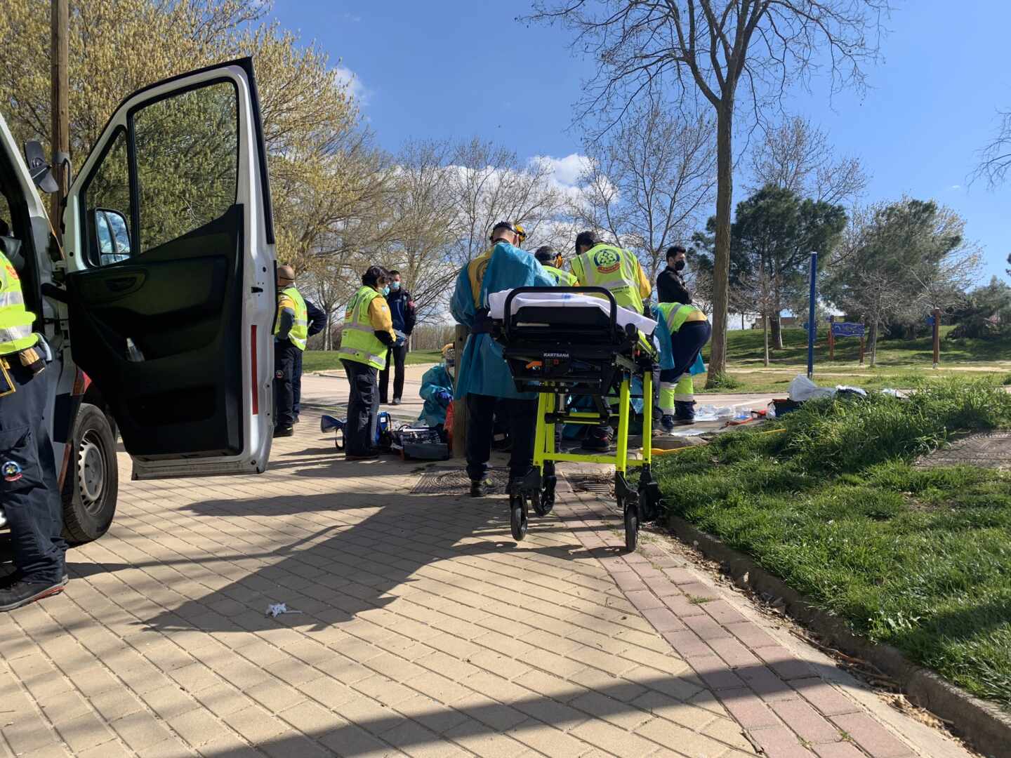 Atropellada una mujer en Madrid por un patinador.