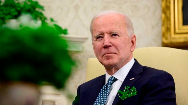 Temor a una nueva guerra fría entre EEUU y Rusia tras llamar Biden "asesino" a Putin Joe Biden, presidente de Estados Unidos, en el Despacho Oval