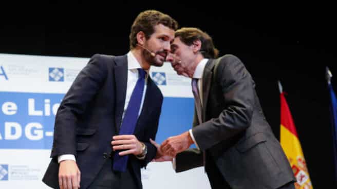 Pablo Casado y José María Aznar. Pablo Casado y José María Aznar.
