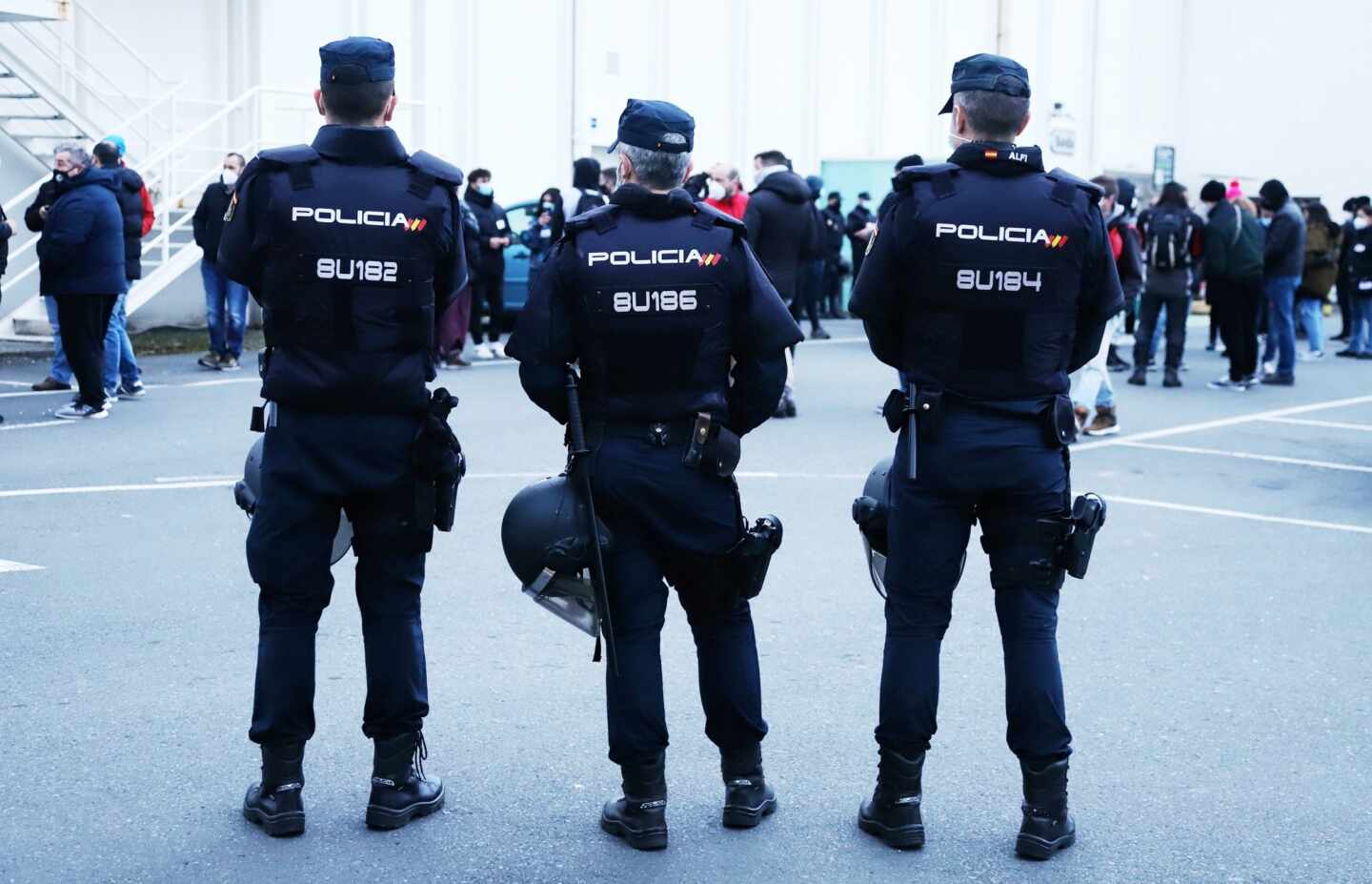 Tres agentes de la Policía Nacional