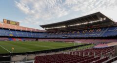 Un año sin público en los estadios de LaLiga: por qué los teatros sí y el fútbol no