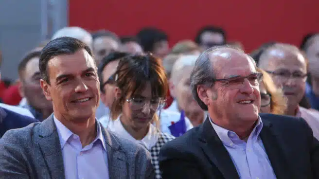 Sánchez presenta a Gabilondo como el "candidato capaz de llegar a acuerdos" frente al "narcisismo" de Ayuso