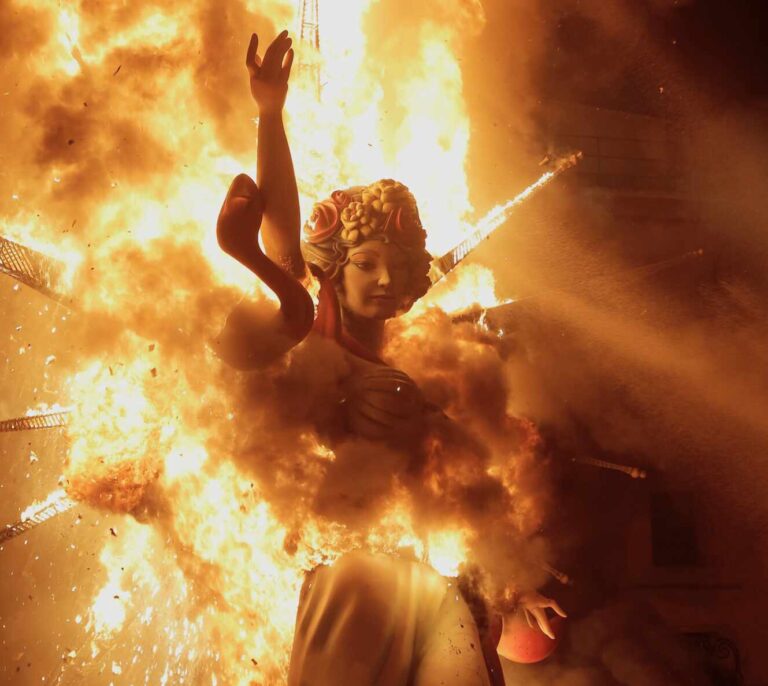 Alicante cancela las Hogueras de 2021