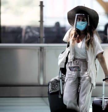 España recibe 569 vuelos extranjeros en 48 horas en plena escalada de [...]