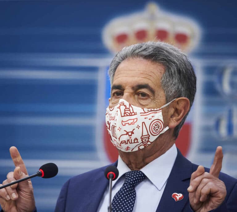 Revilla cree que los indultos del procés serían un "feo a los tribunales"