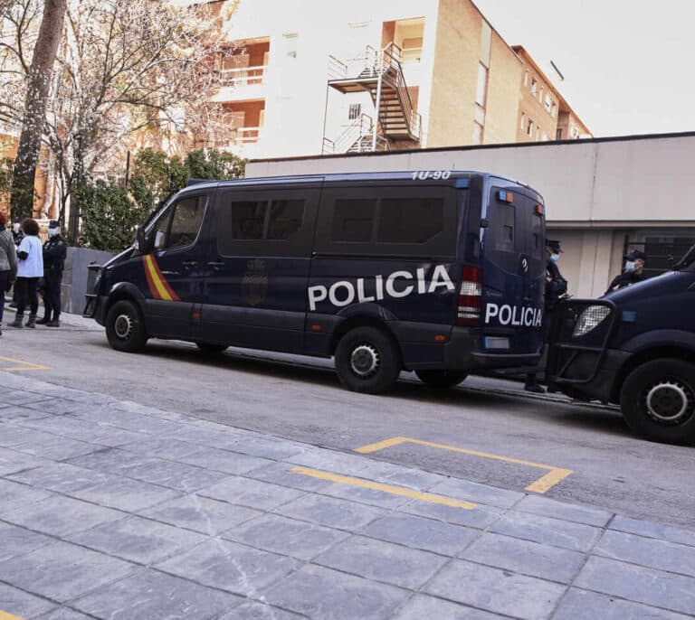 Detenida una empleada del hogar por robar 30.000 euros de la casa donde trabajaba