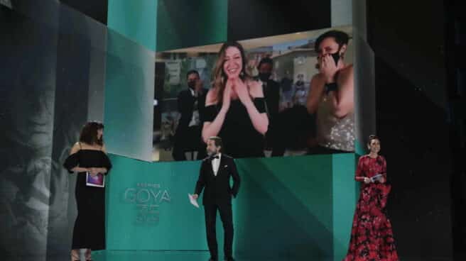 Pilar Palomero, Mejor dirección novel por 'Las niñas' en los Premios Goya 2021.